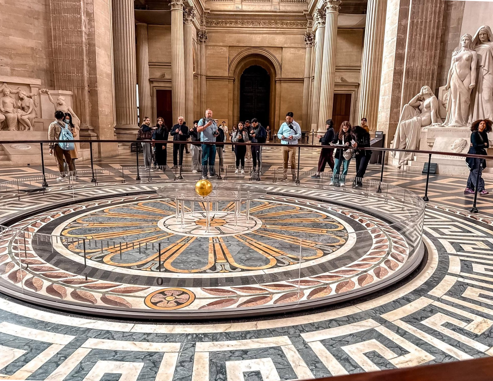 Panthéon Paris Guide (15).png